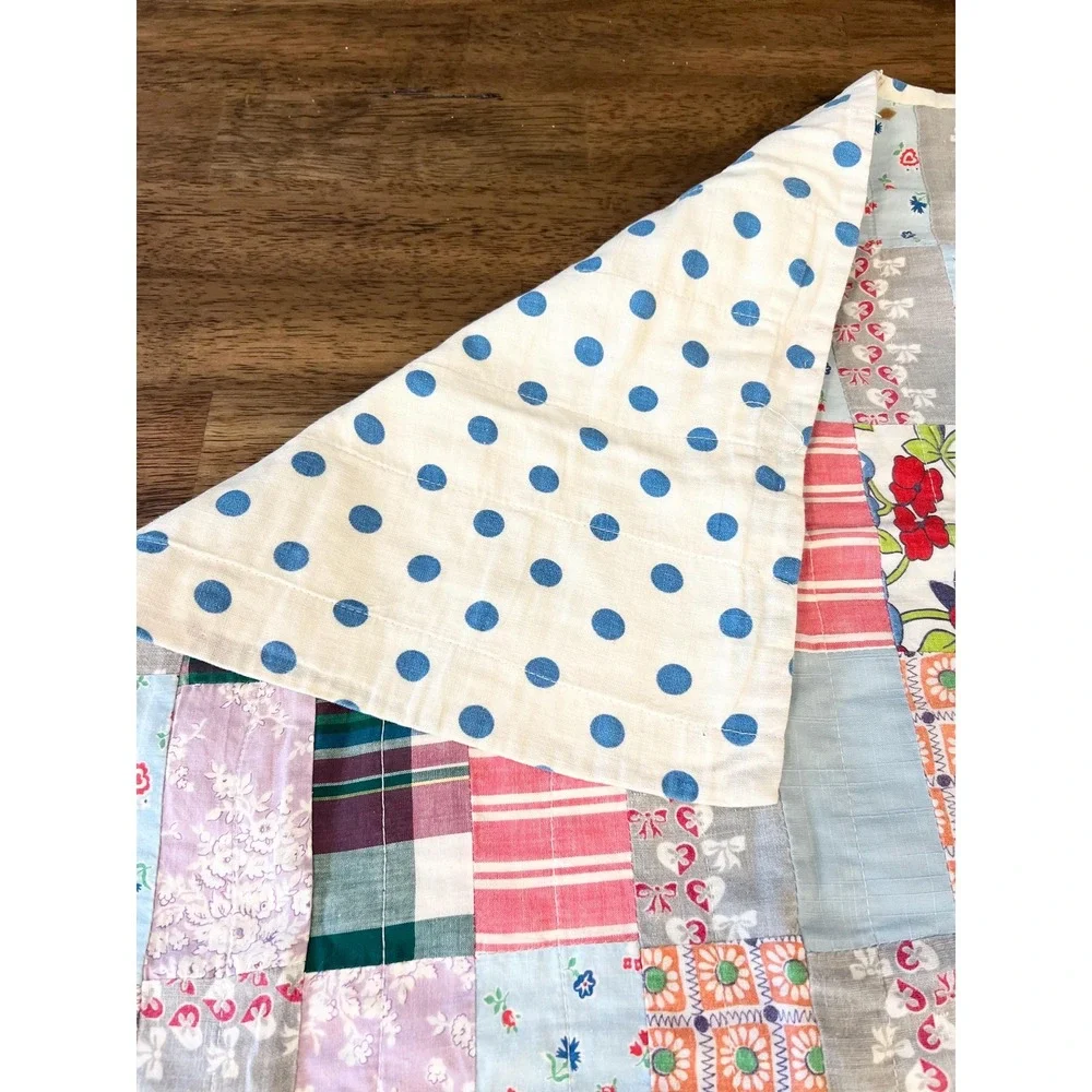 Vintage quilted table topper doll quilt 20x22